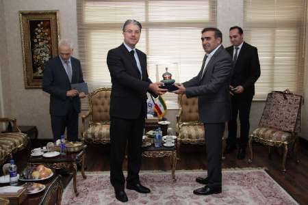 Iran Turkey urge
