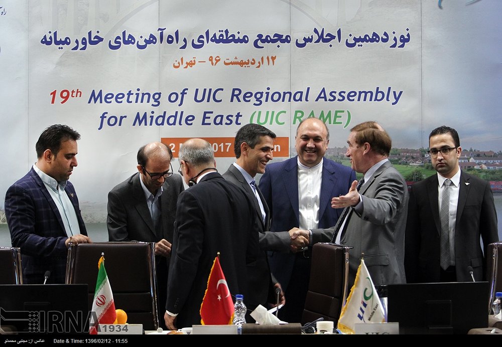 Iran expects Middle