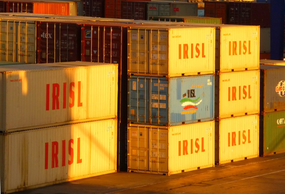 Non oil trade hits
