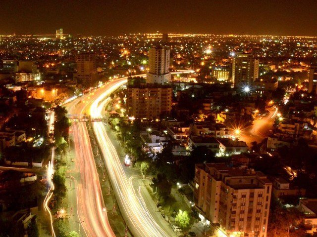 PAKISTAN IS NOW A 300 BILLION ECONOMY