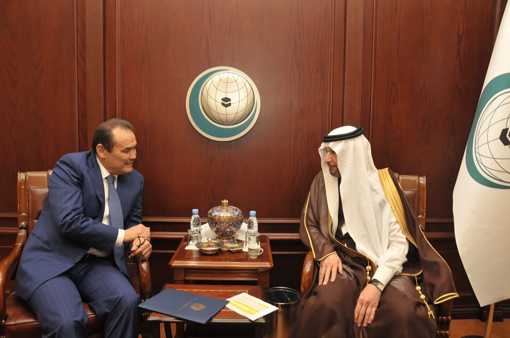 The OIC Secretary General Receives