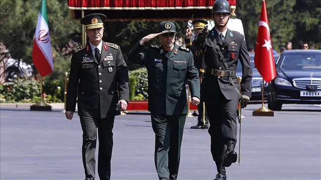 Iran Turkey exchange ideas over military issues