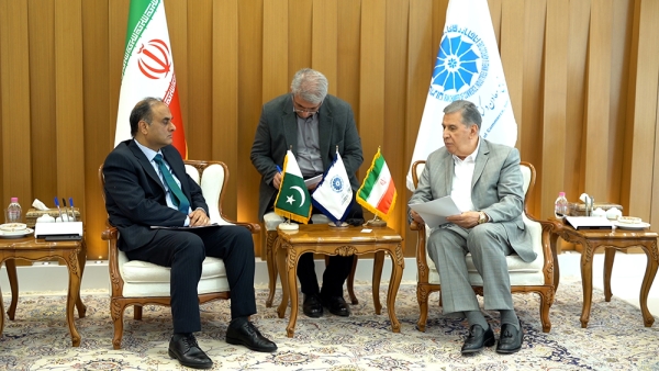 Iran Chamber, Pakistan embassy seek closer trade cooperation